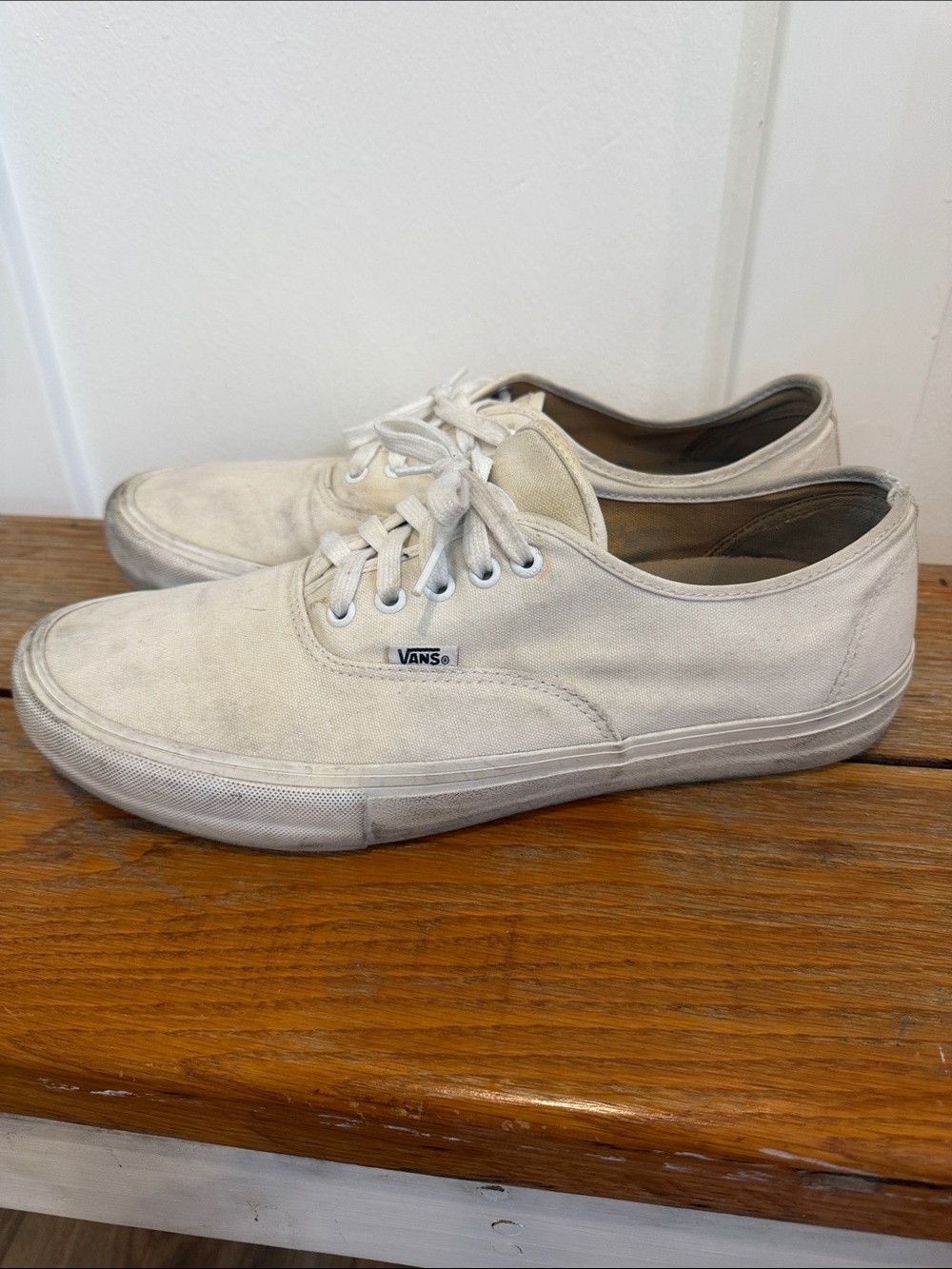 Vans Authentic White Canvas Lace Up Sneakers Size 13